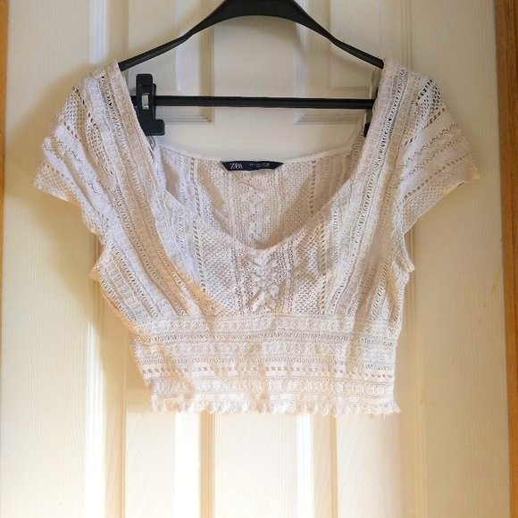 Zara NWOT short sleeve crochet lace crop top 🎈HOST PICK🎈 - Picture 3 of 10